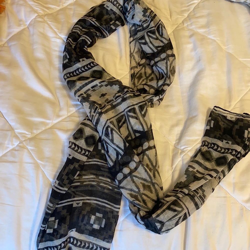 Light weight scarf!